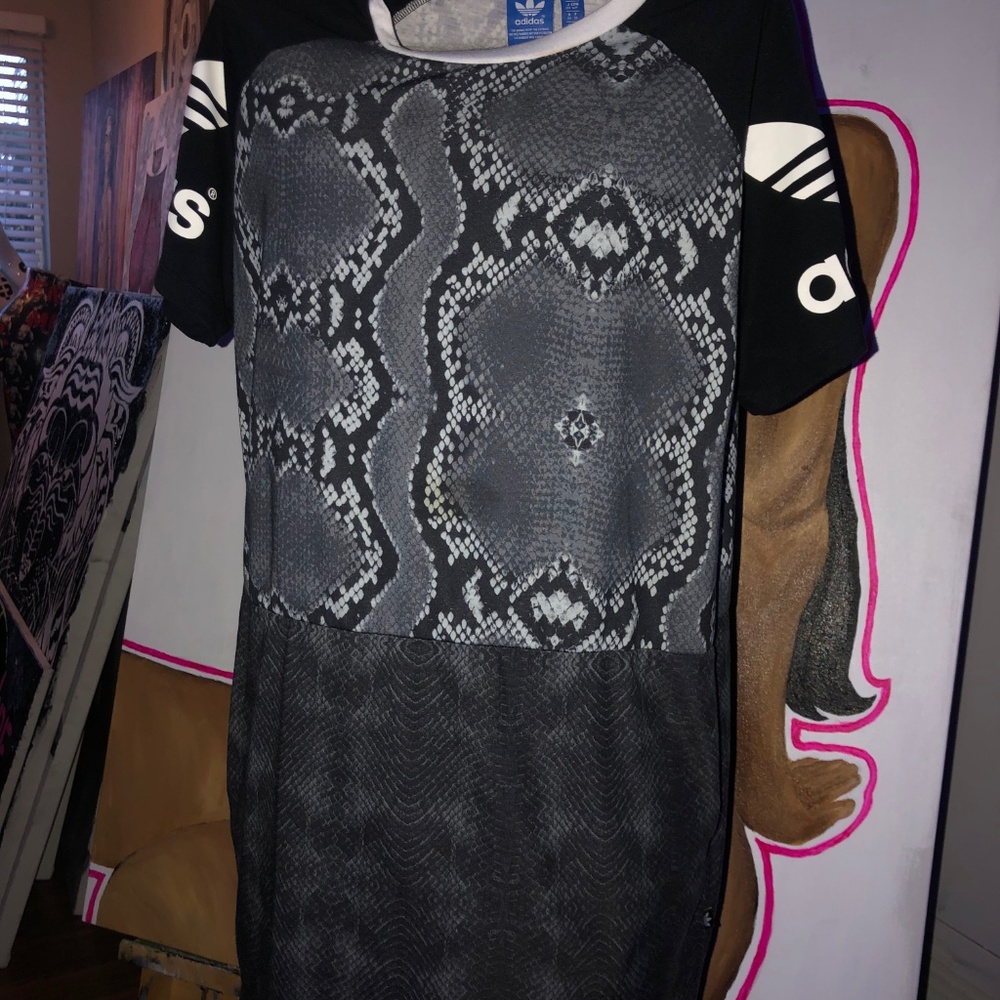 ADIDAS SNAKE PRINT T-SHIRT DRESS
